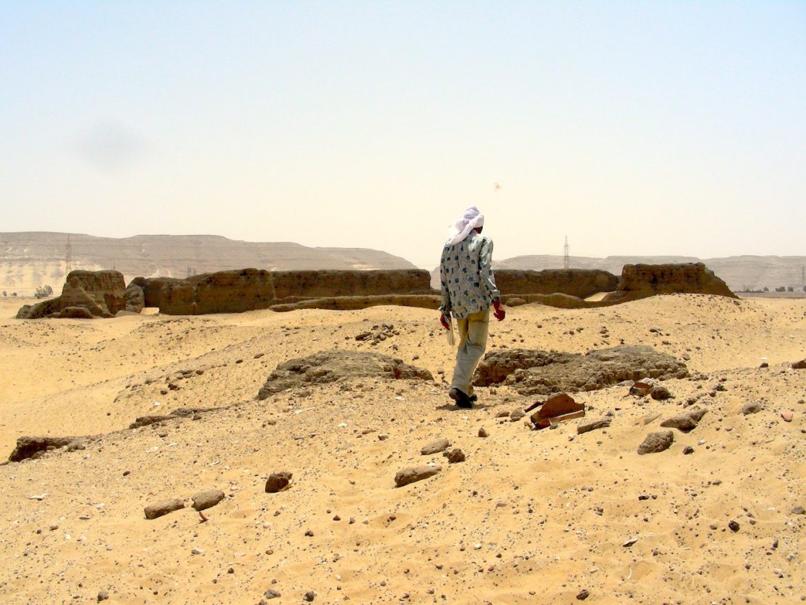 Behind Abydos Photo©Antoine Gigal